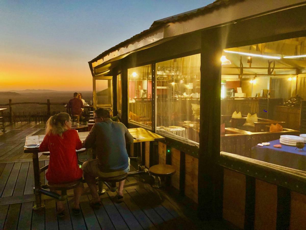 Moon Mountain Lodge Constantia ภายนอก รูปภาพ